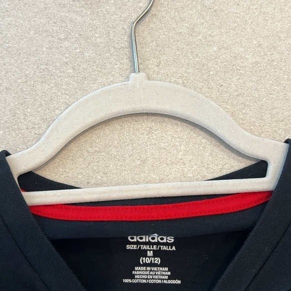 Adidas NBA Tee! - Picture 3 of 5